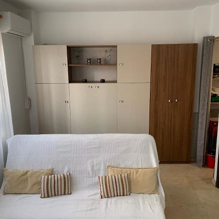 Loft Funcional Cerca Del Centro Appartement Sevilla Buitenkant foto